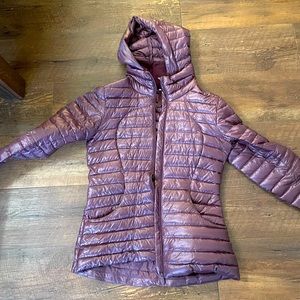 Pack it down jacket Lululemon size 6